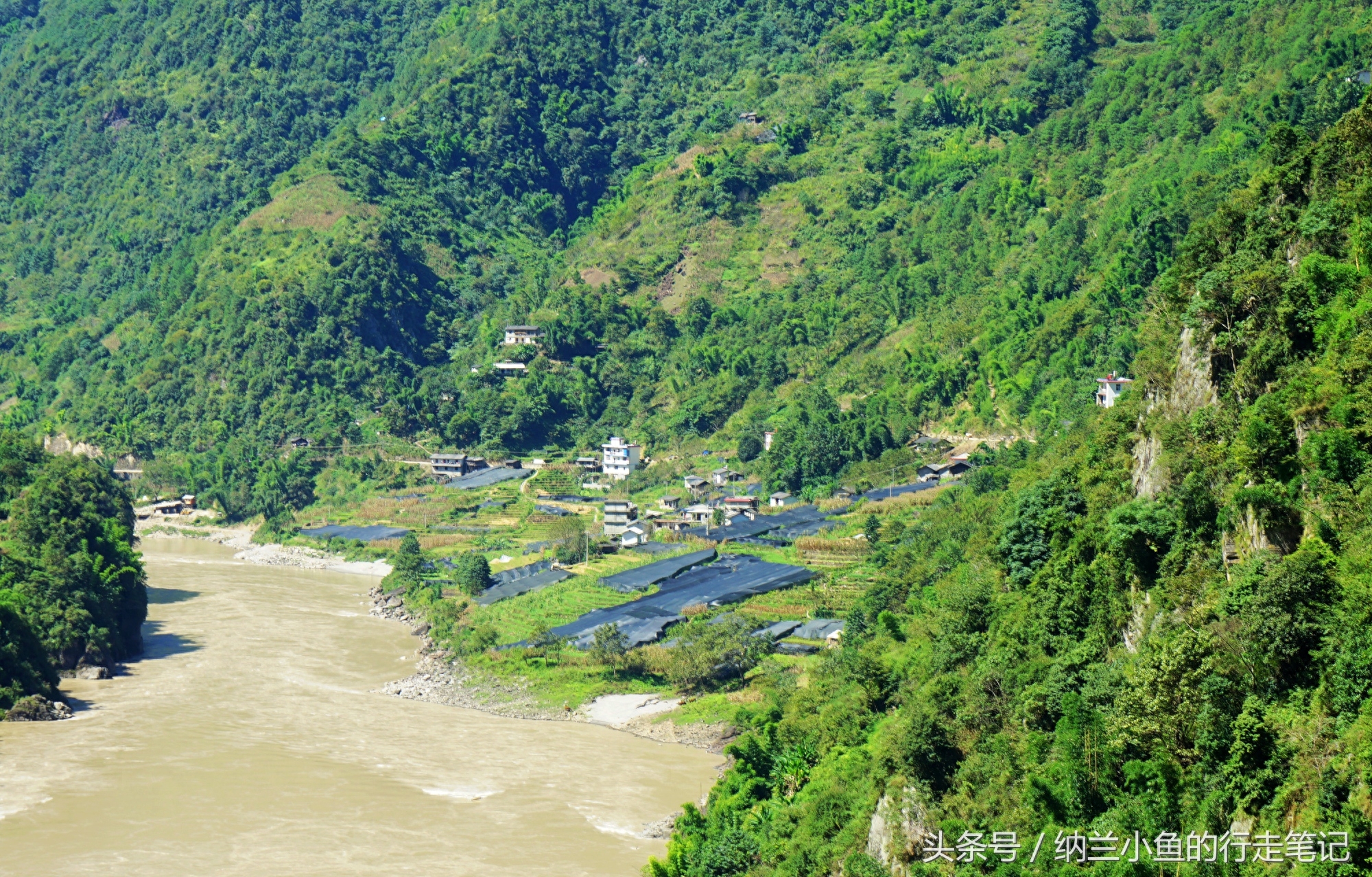 怒江大峡谷的又一壮美景观 三江圣地、傈僳之根“石月亮”！